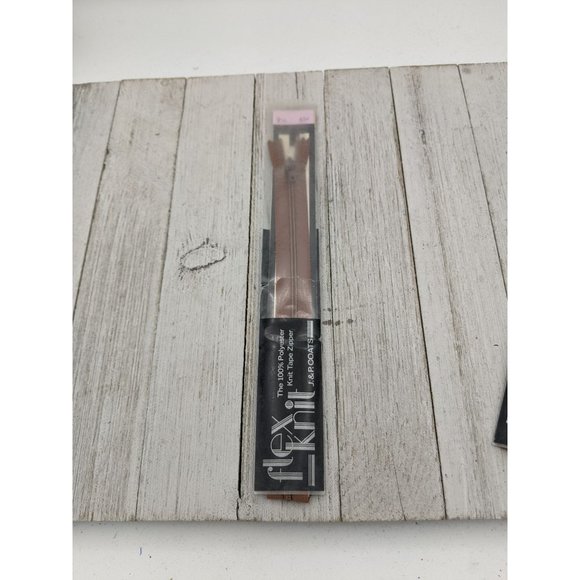 J&P Coats Other - Vintage J&P Coats Flex Knit Zipper 9" London Tan 48-A